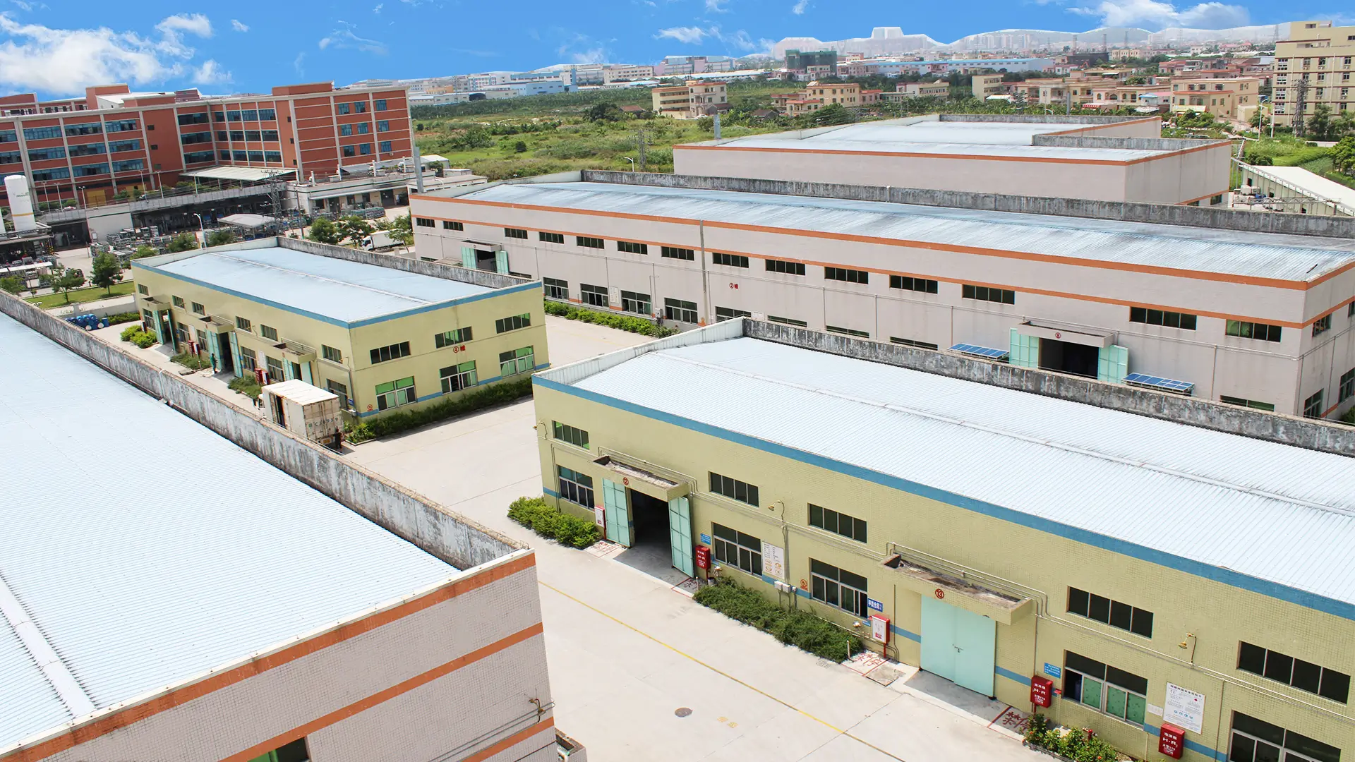 SYNEW-automotive-paint-factory-with-30000-square-meters-area